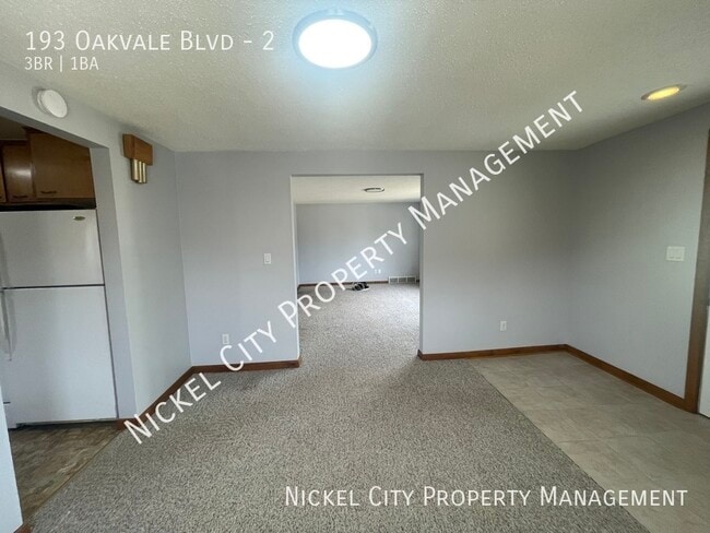 Building Photo - 193 Oakvale Blvd