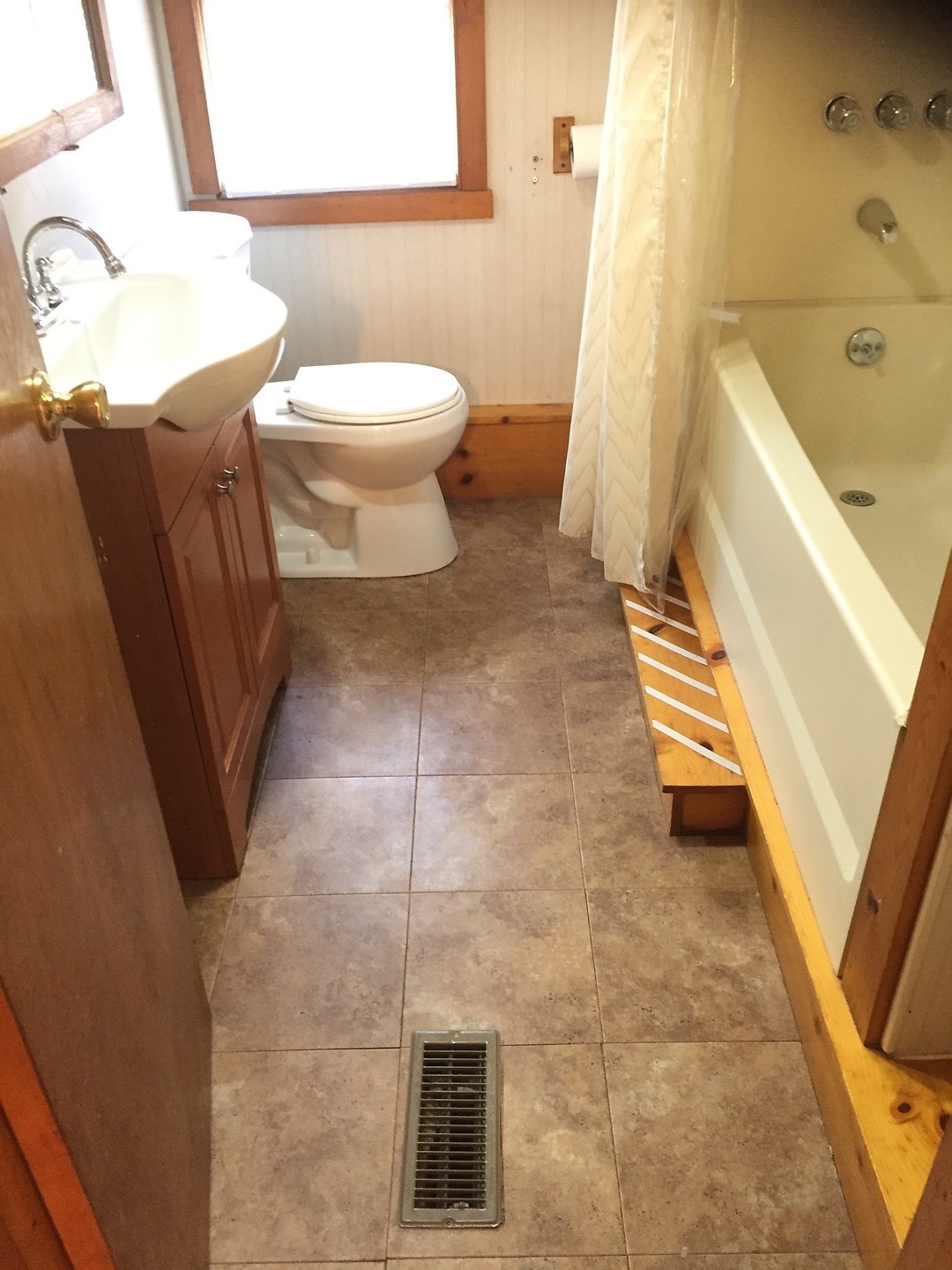 Full bath room - 6201 NY-42