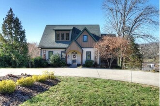 Building Photo - GORGEOUS LAKE HOUSE! 3 Bedrooms/3.5 Baths on Boone Lake $3,900 monthly