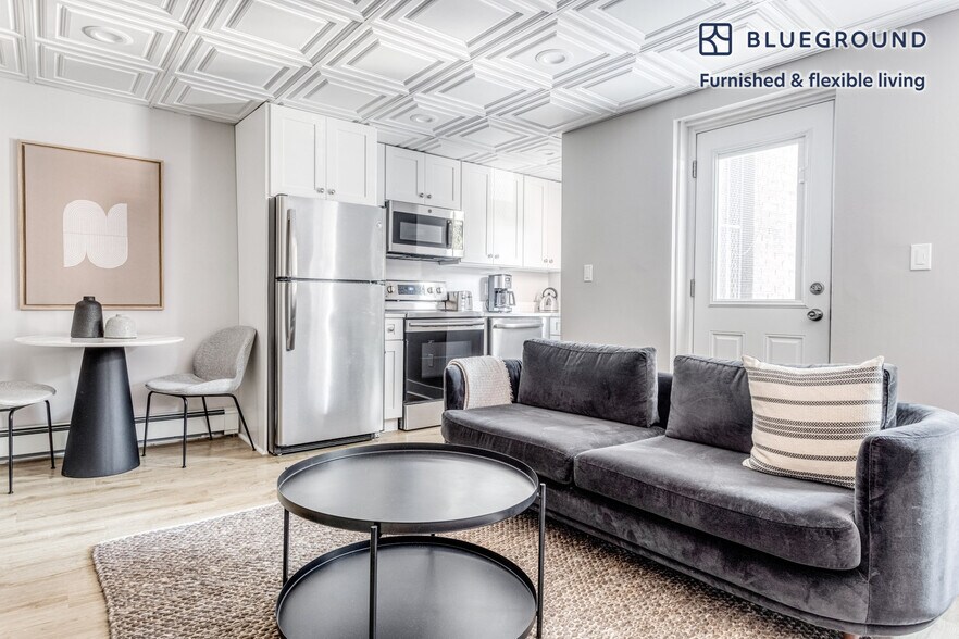 Building Photo - 499 Beacon St