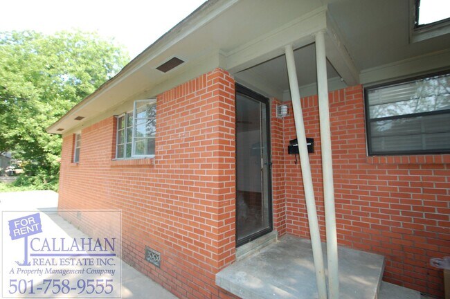 Building Photo - 3919 N Cypress St