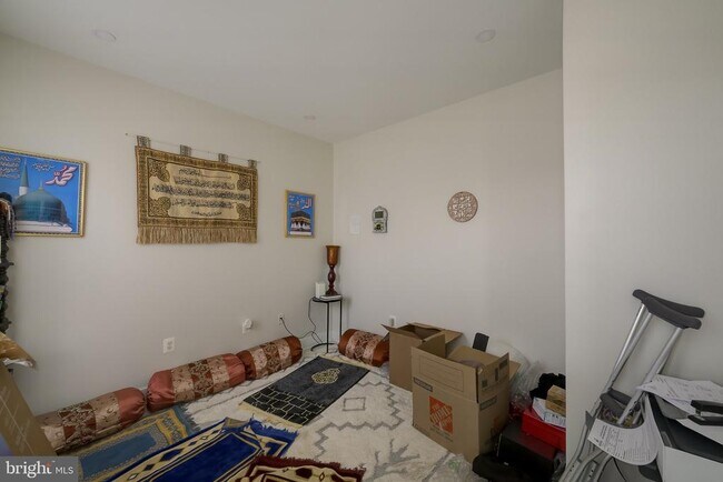 Building Photo - 601 Crossover Ct