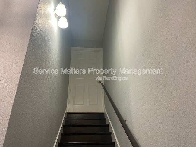 Building Photo - 5067 Serry Ln