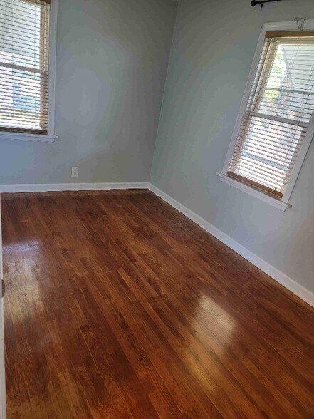 Building Photo - 1502 N Beaver St