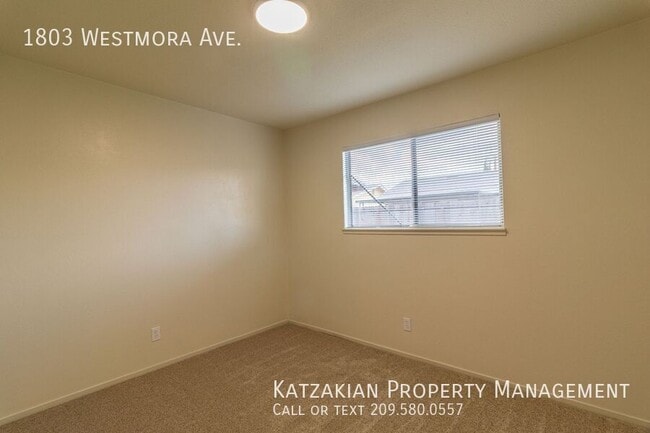 Building Photo - 1803 Westmora Ave