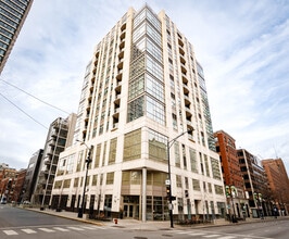 Building Photo - 150 W Superior St