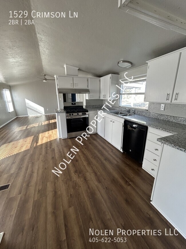 Building Photo - 1529 Crimson Ln