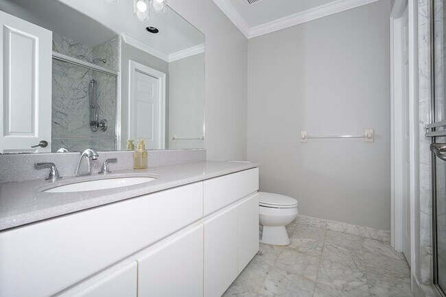 Building Photo - 109 Shearwater Ct E