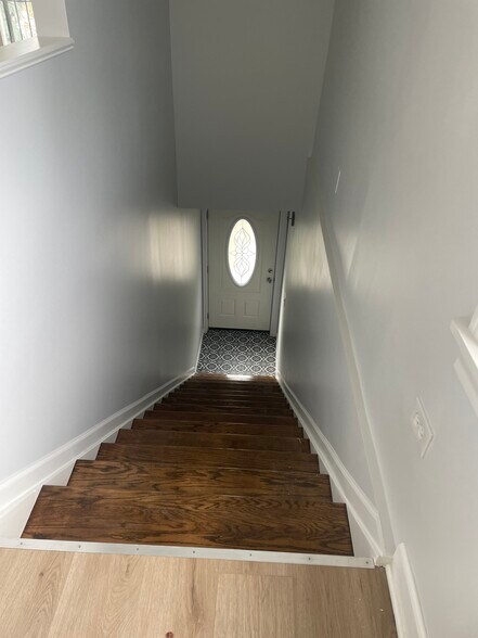 Building Photo - 4415 S Keeler Ave