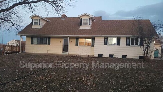 Building Photo - 950 County Rd 2E