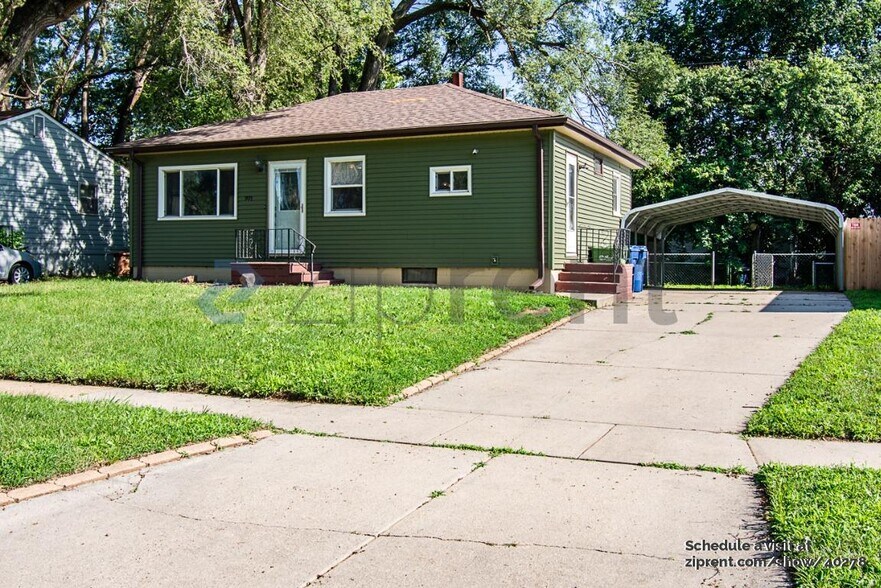 Building Photo - 907 W 29th Ave