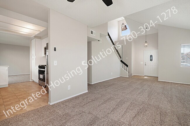 Building Photo - 4504 Goldfinch Way