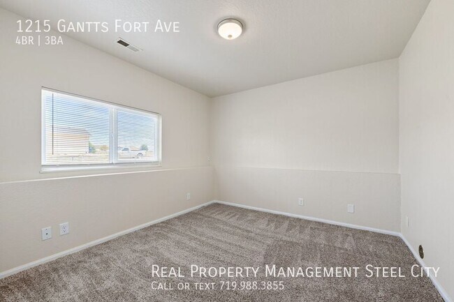 Building Photo - 1215 N Gantts Fort Ave