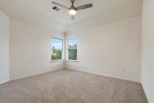 Building Photo - 1414 Dapplegrey Ln