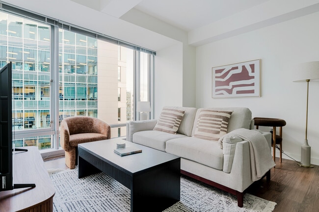 Building Photo - 1335 Boylston St