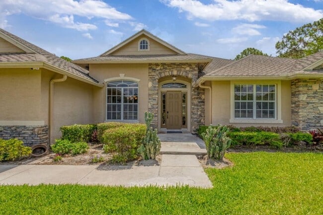 Building Photo - 4754 130th Ave N