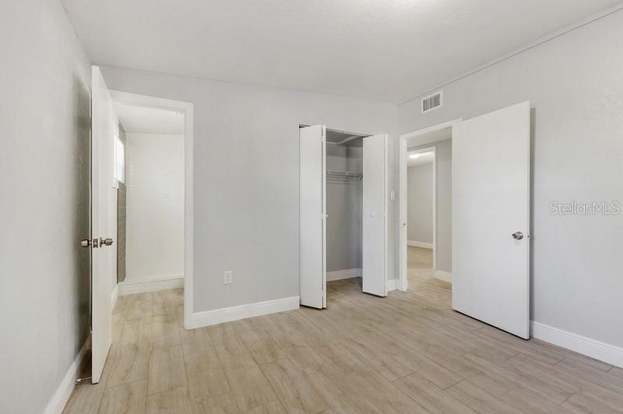Building Photo - 1325 Windsor Way