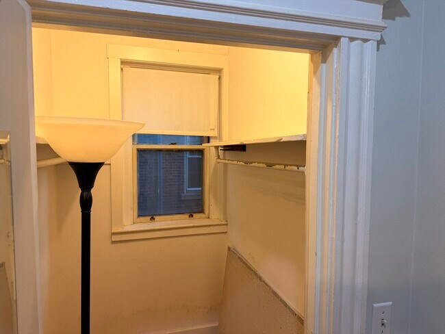 Building Photo - 1768 Beacon St