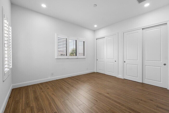 Building Photo - 6990 NW 27th Ave