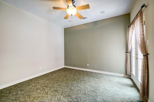 Building Photo - 16403 Knightrider Dr