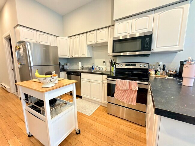 Building Photo - 420 Massachusetts Ave