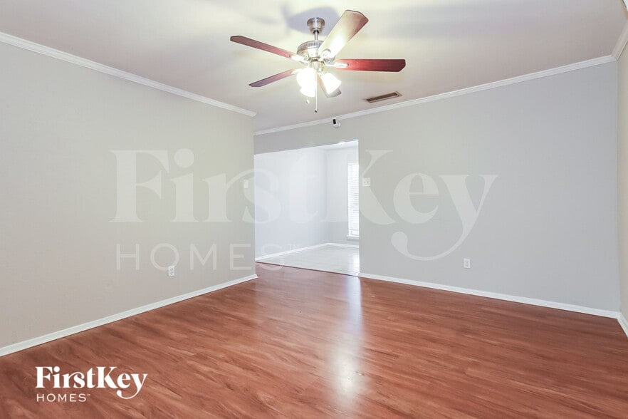 Building Photo - 2514 Old North Rd