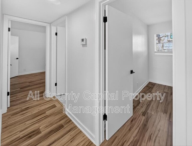 Building Photo - 3432 Willowrun Dr