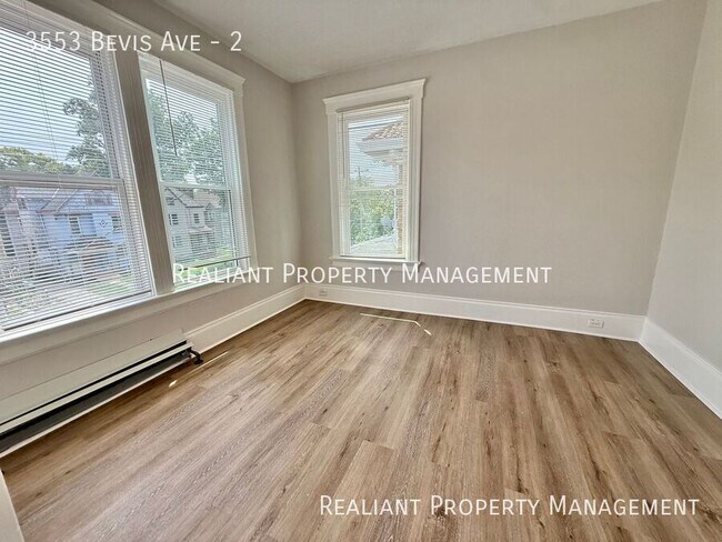 Building Photo - 3553 Bevis Ave