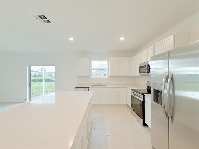 Building Photo - 4706 Golden Knight Blvd