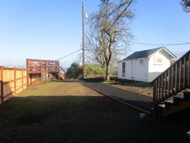 Building Photo - Cozy 1 Bedroom Home in Tacoma