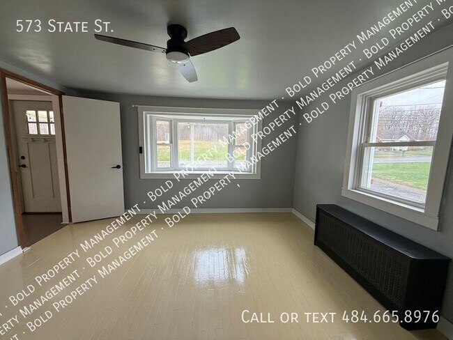 Building Photo - 573 State St