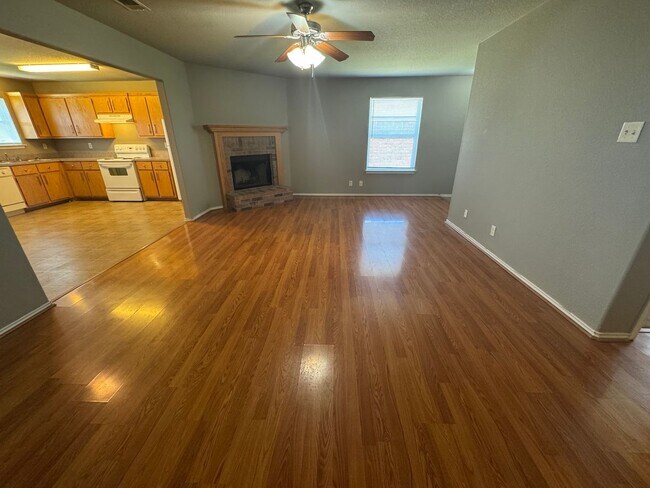 Building Photo - 3807 Ida Dr