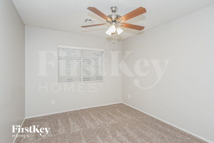 Building Photo - 261 Mattino Way