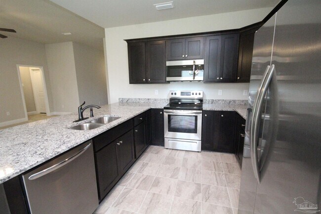 Building Photo - 8491 Beech Tree Rd