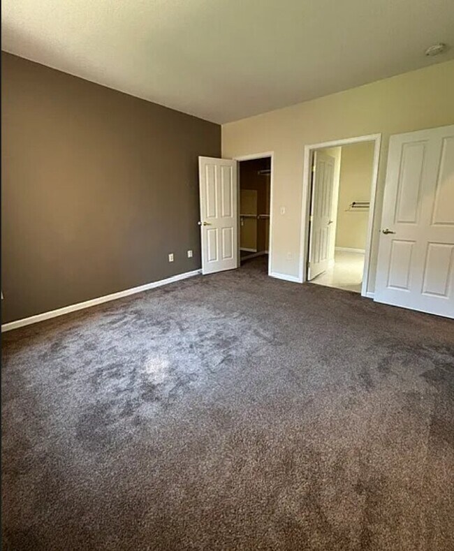 Building Photo - 8465 S Holland Way