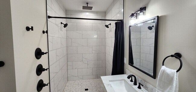 Building Photo - 635 Kotter Farms Trl