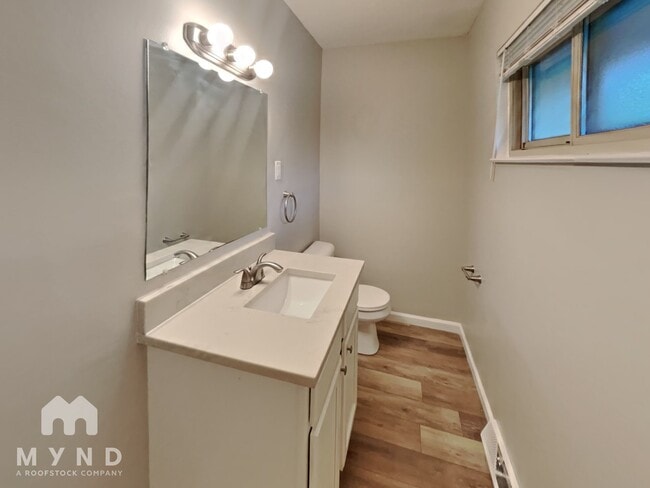 Building Photo - 4957 Betsy Dr