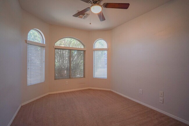 Building Photo - 15614 N 34th St