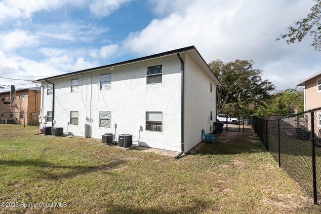 Building Photo - 4479 Barna Ave