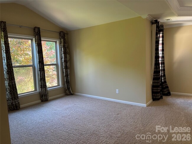 Building Photo - 8811 Tamarron Dr