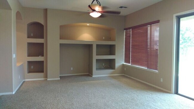 Building Photo - Beautiful Gilbert Home in Ashland Ranch!