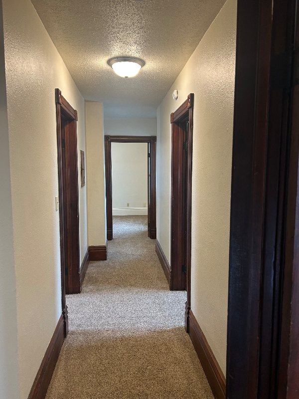 Building Photo - 231 S Prairie Ave