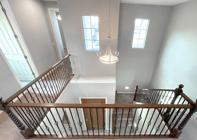 Building Photo - 118 E Canyon Way