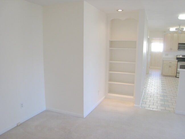 Family Room - 320 Holloway Road