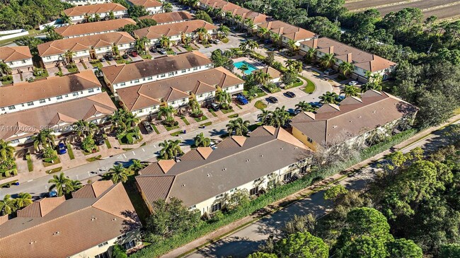 Building Photo - 9491 SW Merlin Ct