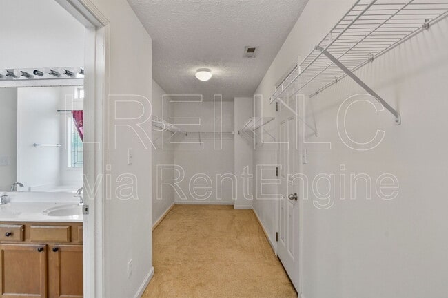 Building Photo - 9808 Eli Ct