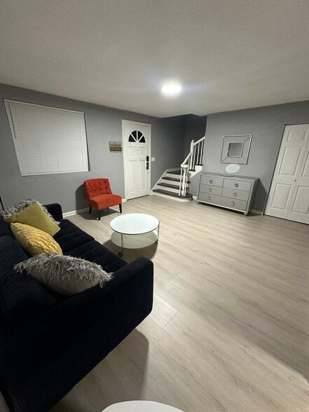 Building Photo - 3150 Belden Cir