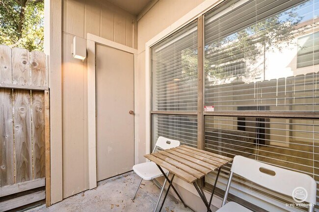 Building Photo - 7950 N Stadium Dr
