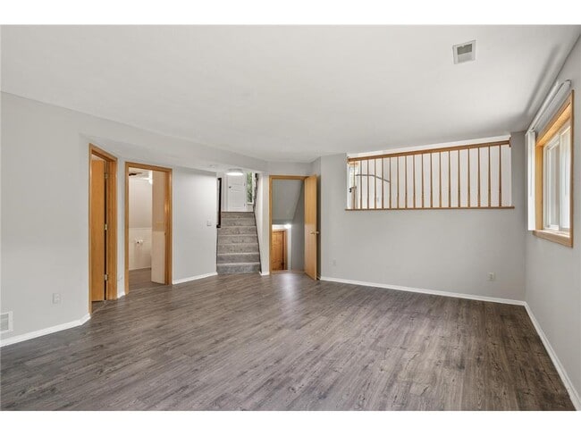 Building Photo - 17245 33rd Ave N