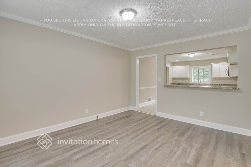 Building Photo - 2976 Flowers Dr
